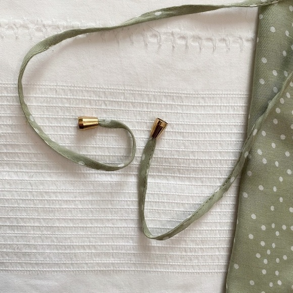 SELFIE LESLIE SAGE GREEN WHITE POLKA DOT SLEEVELESS RUFFLE WRAP DRESS - XS - Picture 9 of 10